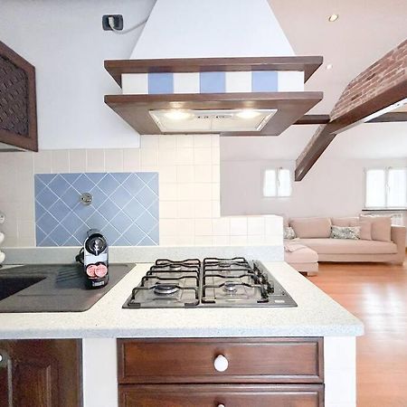 Elegante Mansarda 300Mt Dal Mare - Centro - Wifi Lejlighed Savona Eksteriør billede