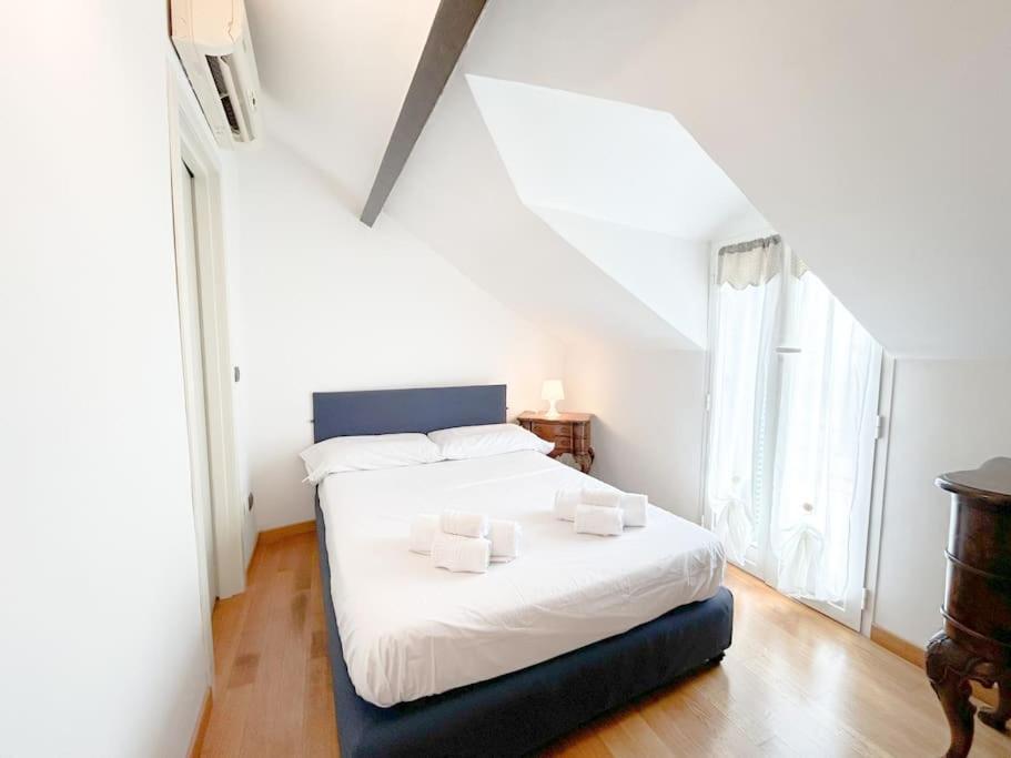 Elegante Mansarda 300Mt Dal Mare - Centro - Wifi Lejlighed Savona Eksteriør billede
